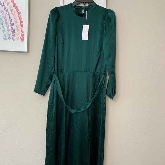 NEW !! Reformation Julius Silk long sleeve Dress - Forest - Picture 10 of 11